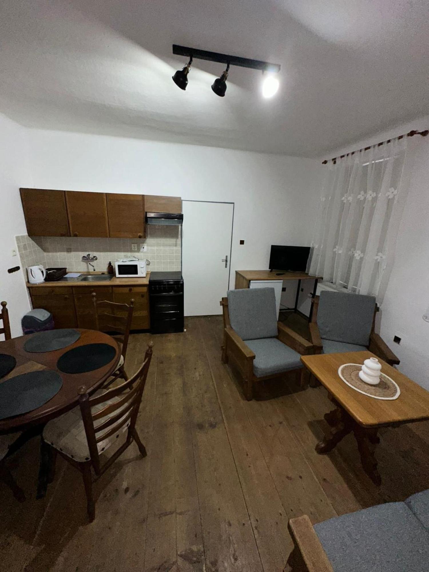 Apartment Dehtare Экстерьер фото